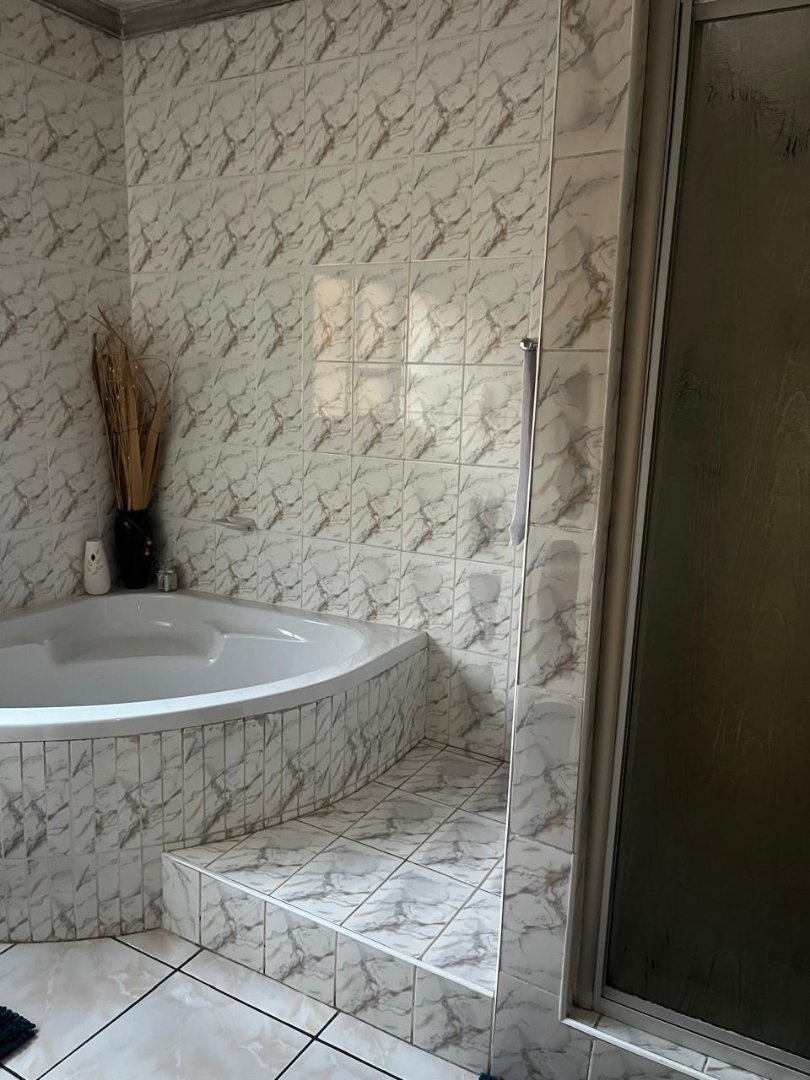 3 Bedroom Property for Sale in Mandela View Free State